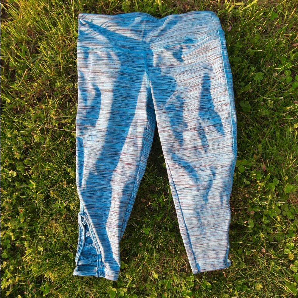 Blue Striped Cropped Athletic leggings